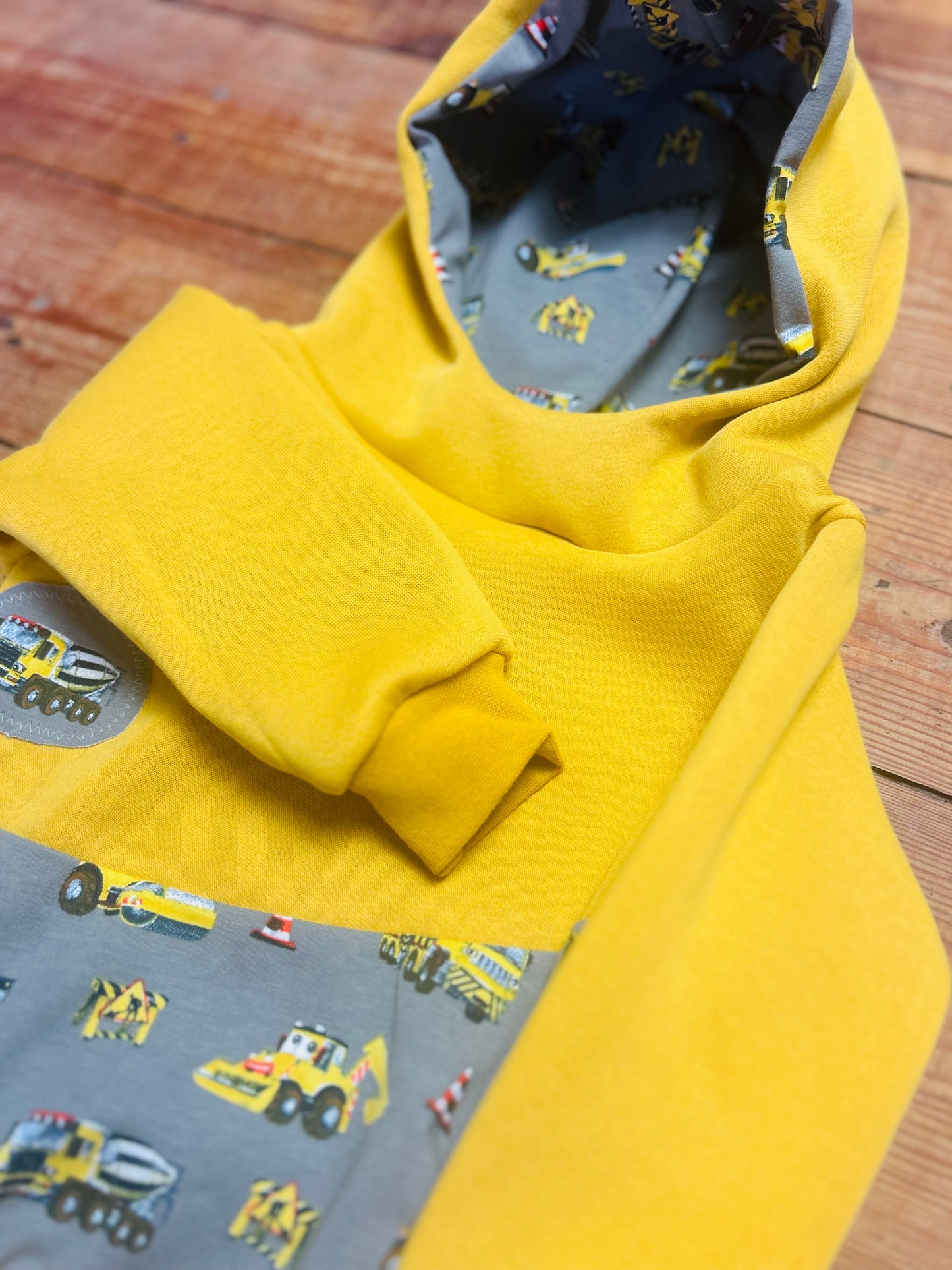 Hoodie mit Kapuze 86