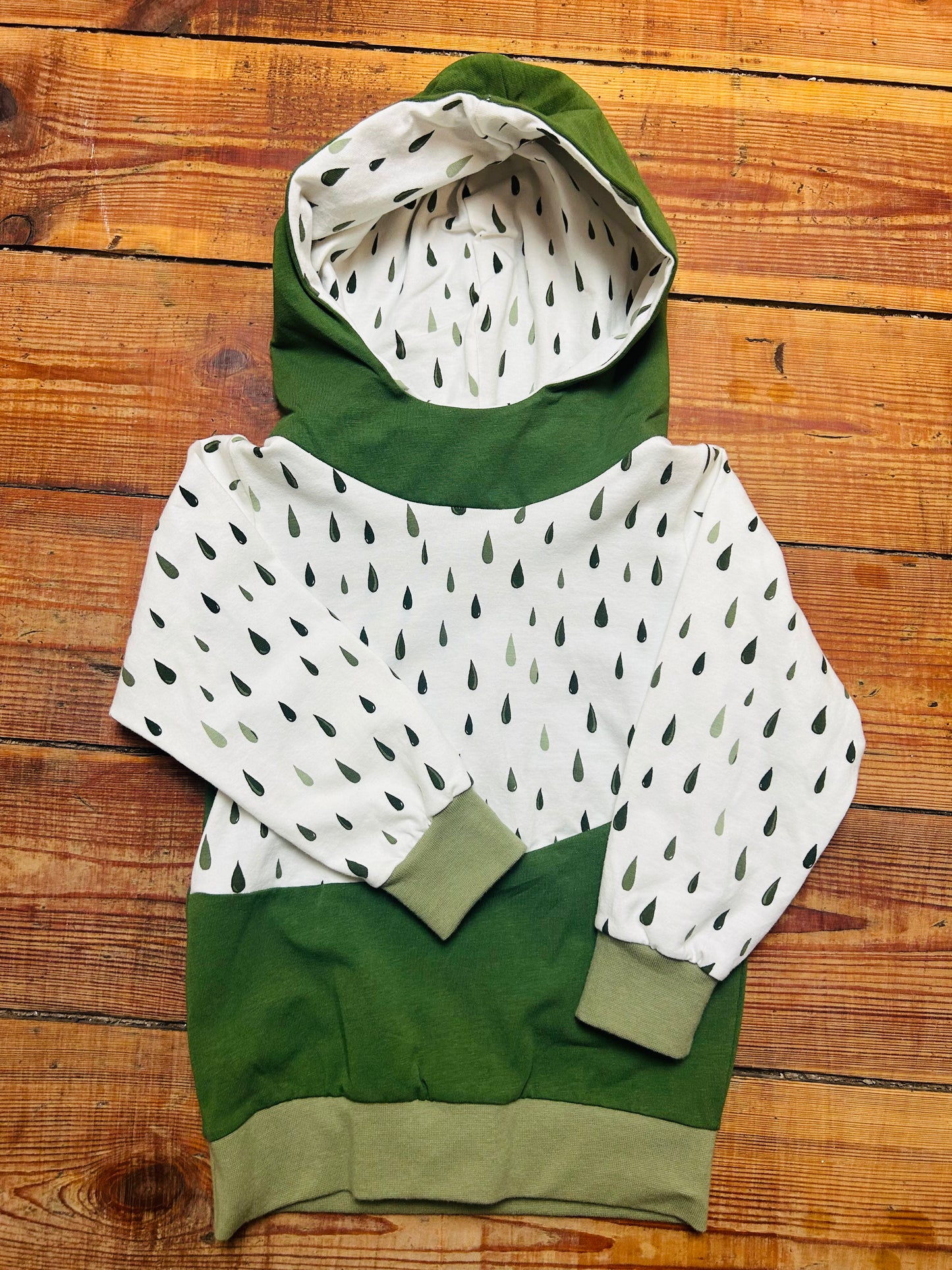 Hoodie mit Kapuze 92