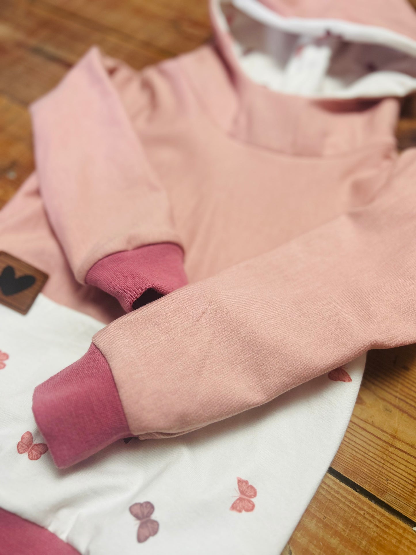 Hoodie mit Kapuze 104