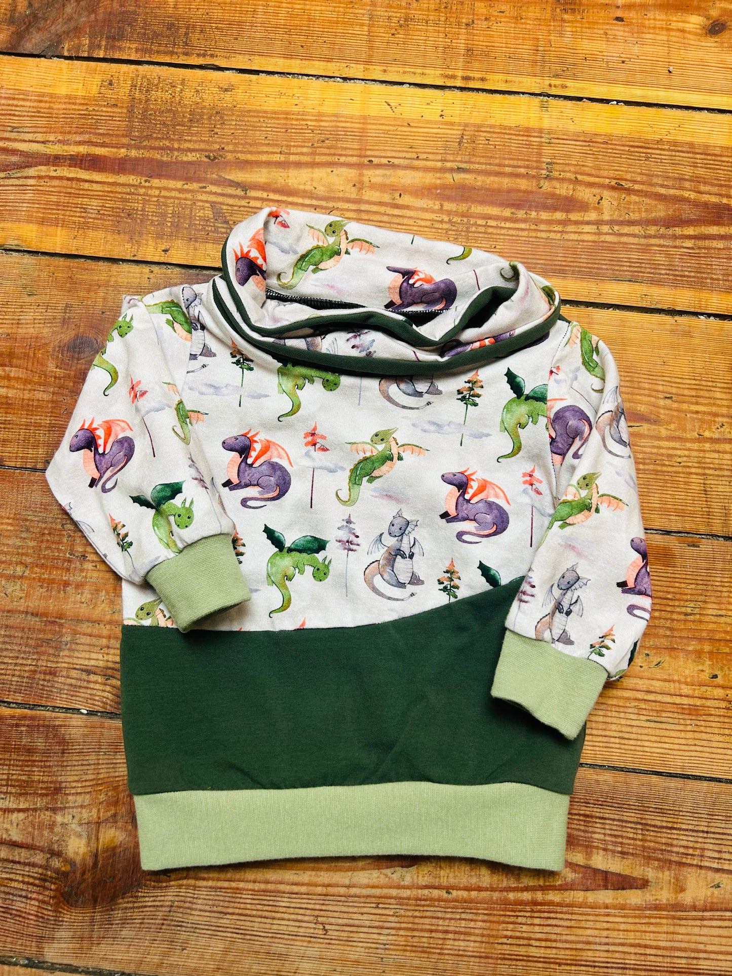 Hoodie mit Stehkragen 68